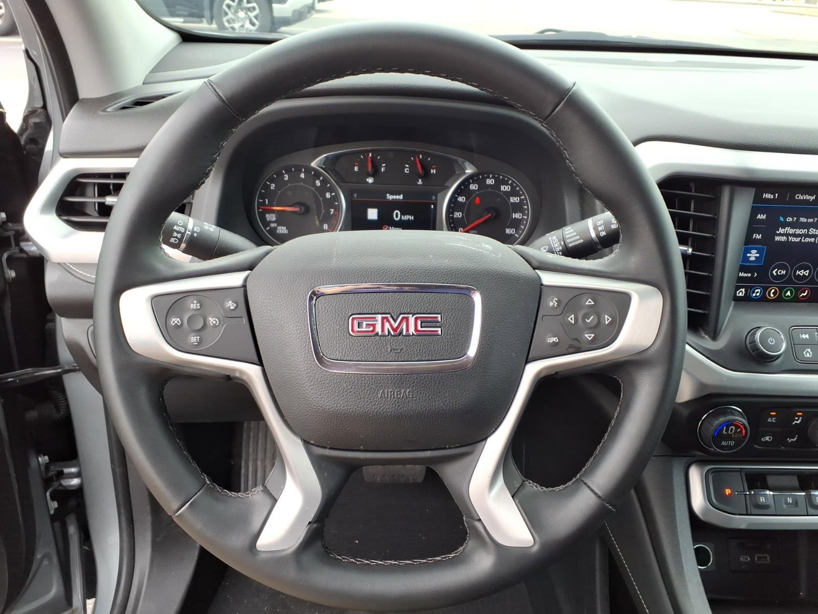 Used 2023 GMC Acadia SLT w/ LPO, Floor Liner Package FWD image 20