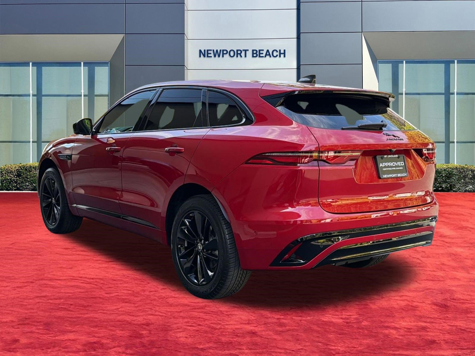 Used 2025 Jaguar F-PACE R-Dynamic S image 3