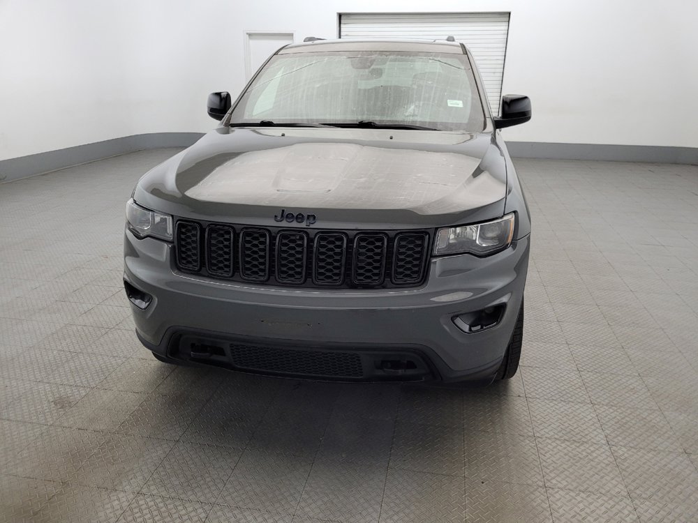 Used 2019 Jeep Grand Cherokee Laredo image 15
