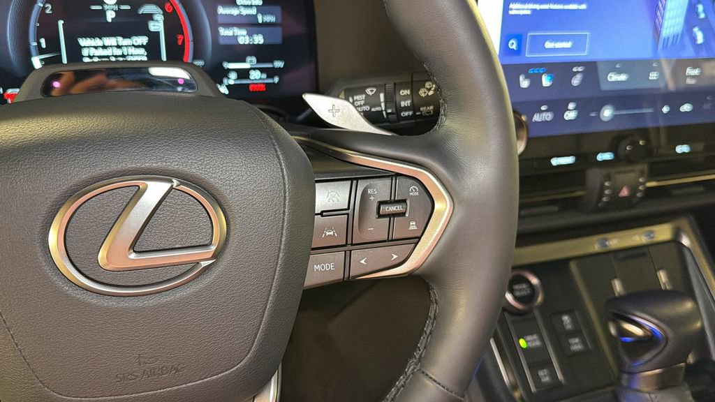 Certified 2024 Lexus GX 550 w/ Accessory Package (Z1) image 34