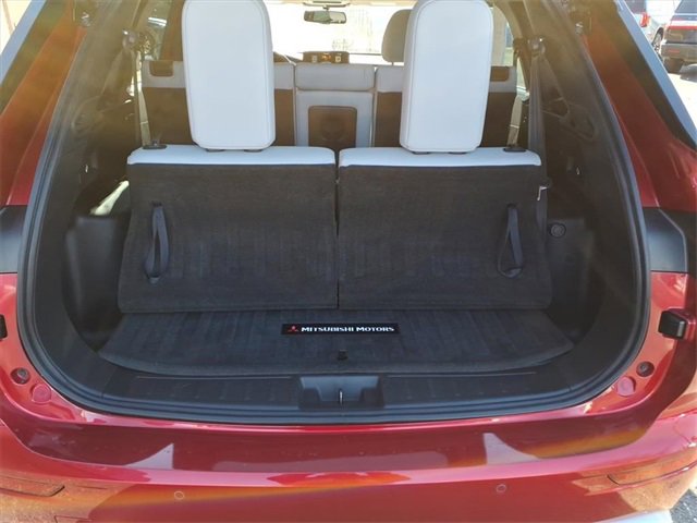 Used 2022 Mitsubishi Outlander SEL image 15