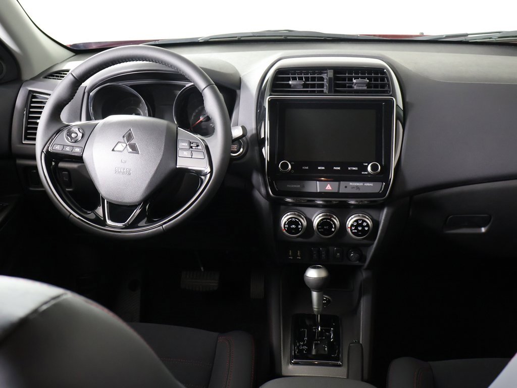 New 2025 Mitsubishi Outlander Sport SE image 29