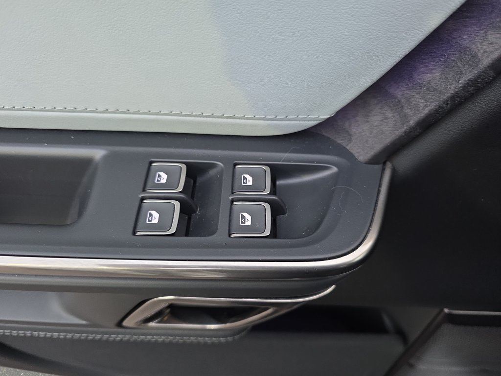 Used 2022 Rivian R1T Adventure AWD/4WD image 29