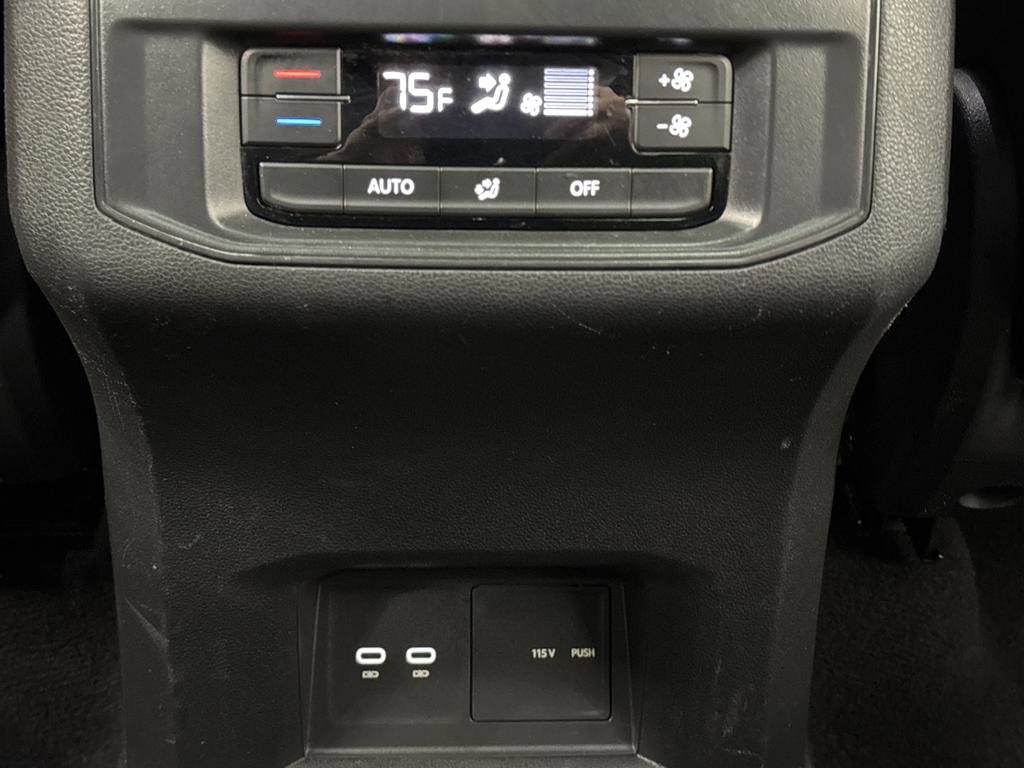 Used 2022 Volkswagen Atlas SE w/ Panoramic Sunroof Package image 32