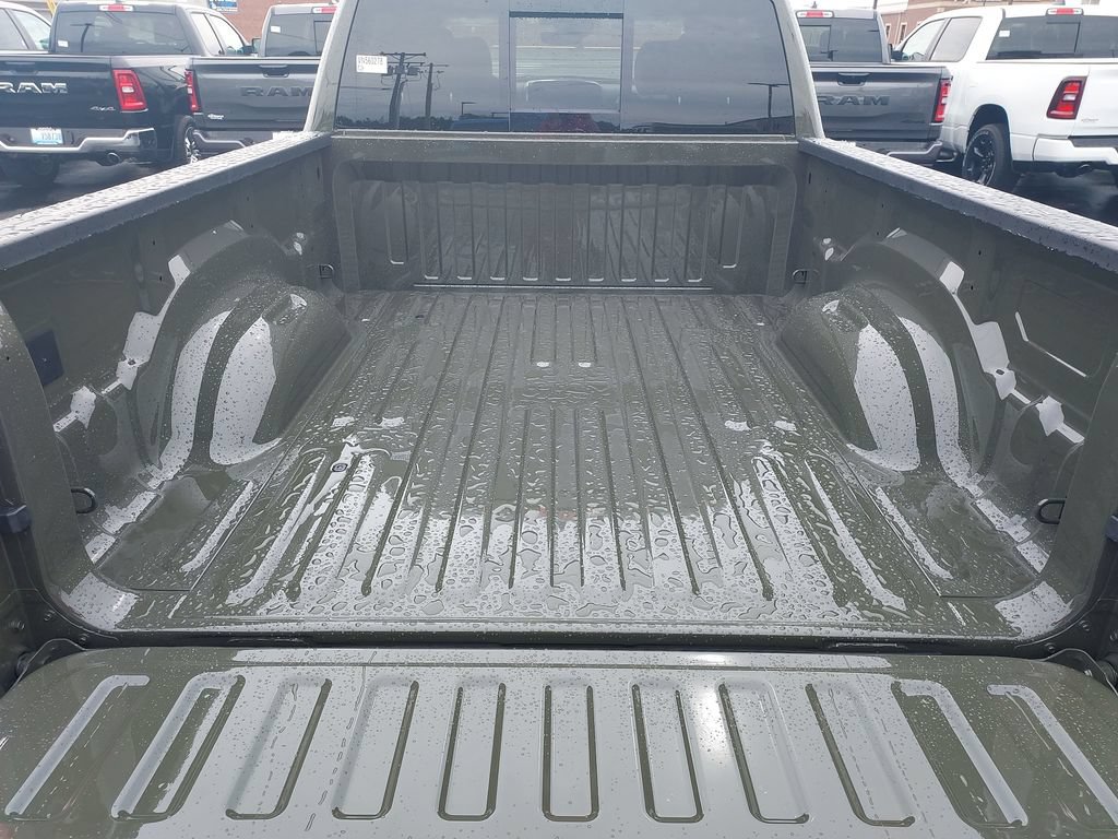 New 2027 RAM 1500 Laramie w/ Night Edition AWD/4WD image 9