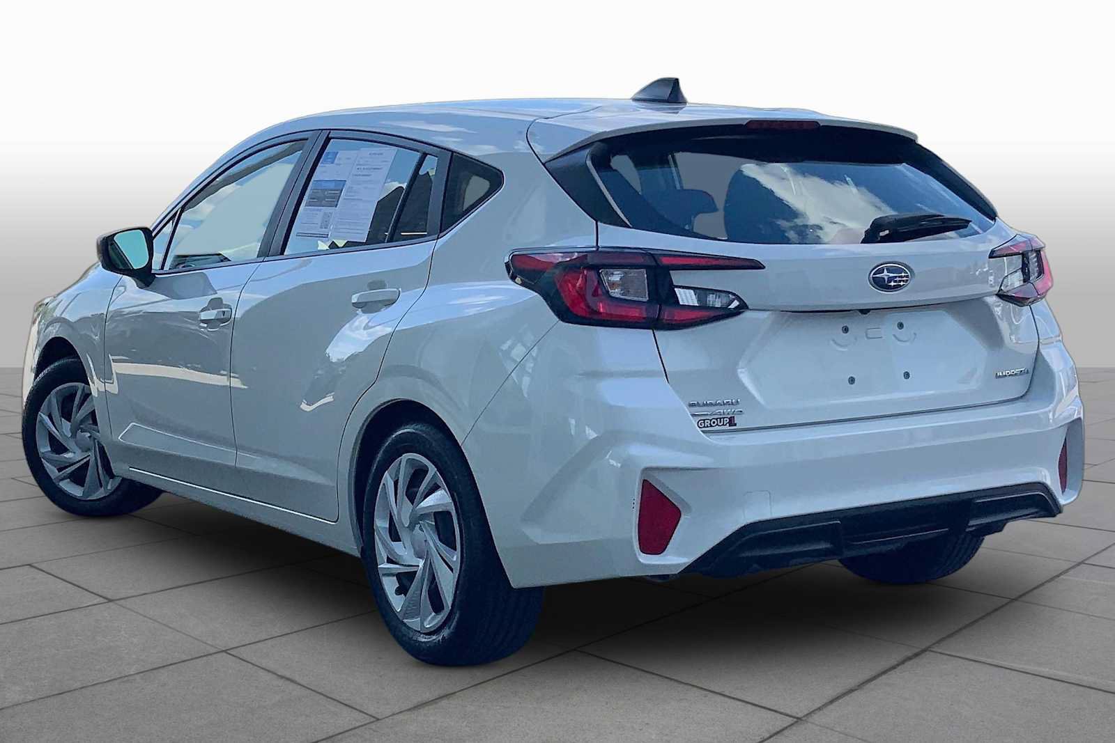 Used 2025 Subaru Impreza 2.0i AWD/4WD image 12