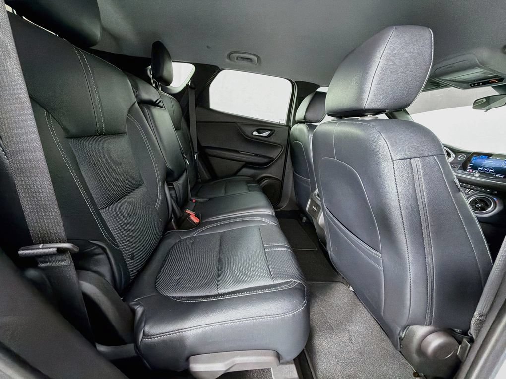 Used 2020 Chevrolet Blazer LT FWD image 28