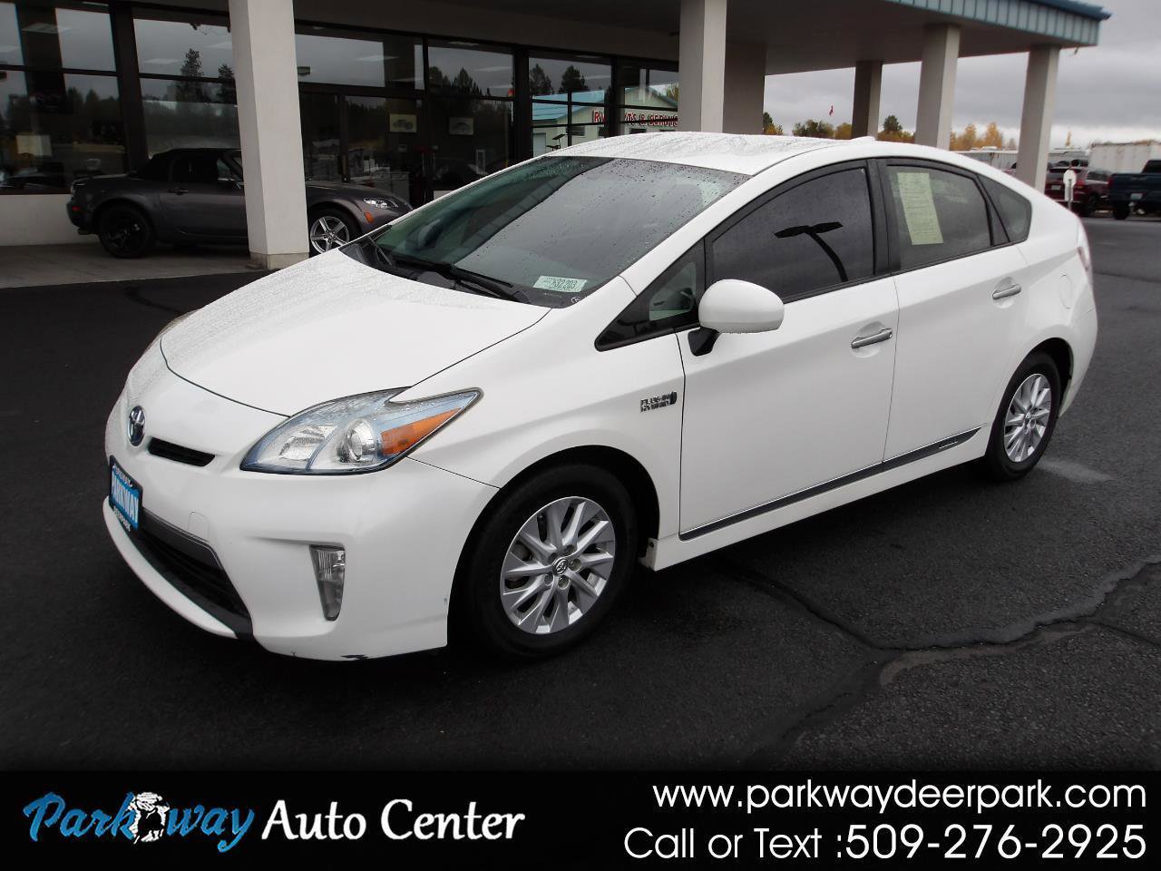 Used 2013 Toyota Prius Prime Plug-In Hybrid FWD image 1