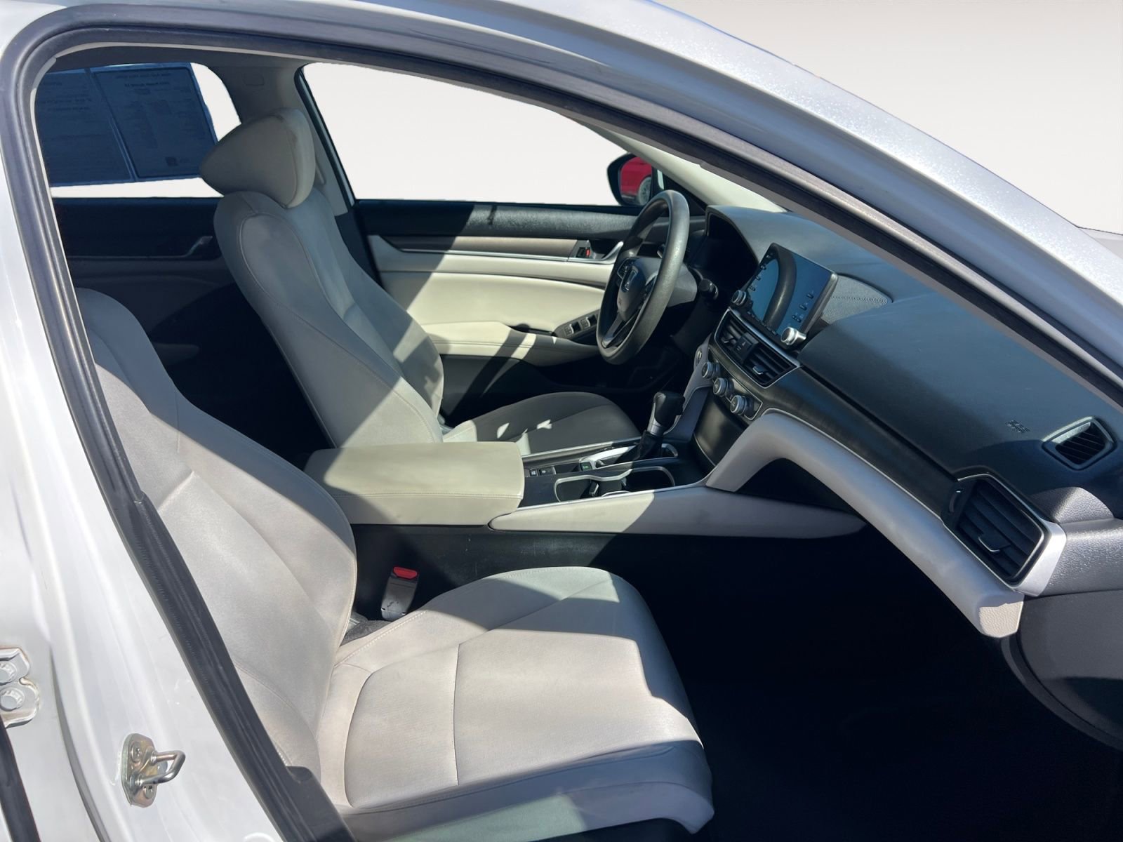 Used 2019 Honda Accord LX image 15
