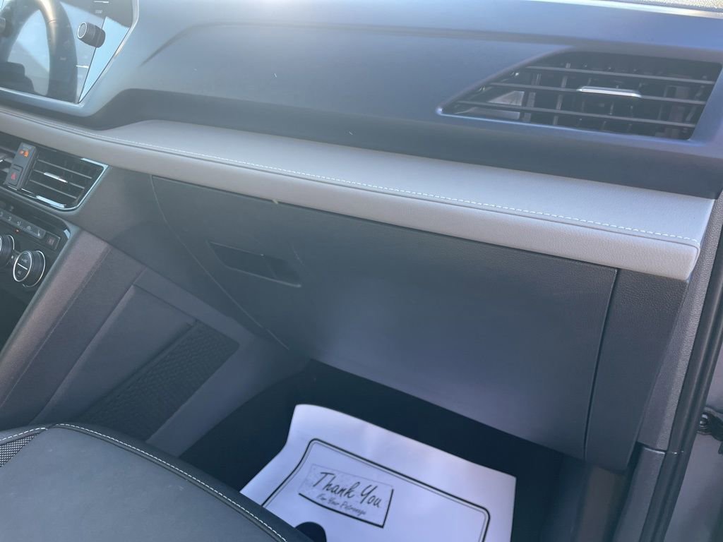 Used 2024 Volkswagen Taos SE image 37