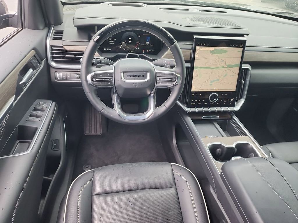 Used 2024 GMC Acadia Denali w/ Super Cruise Package FWD image 10