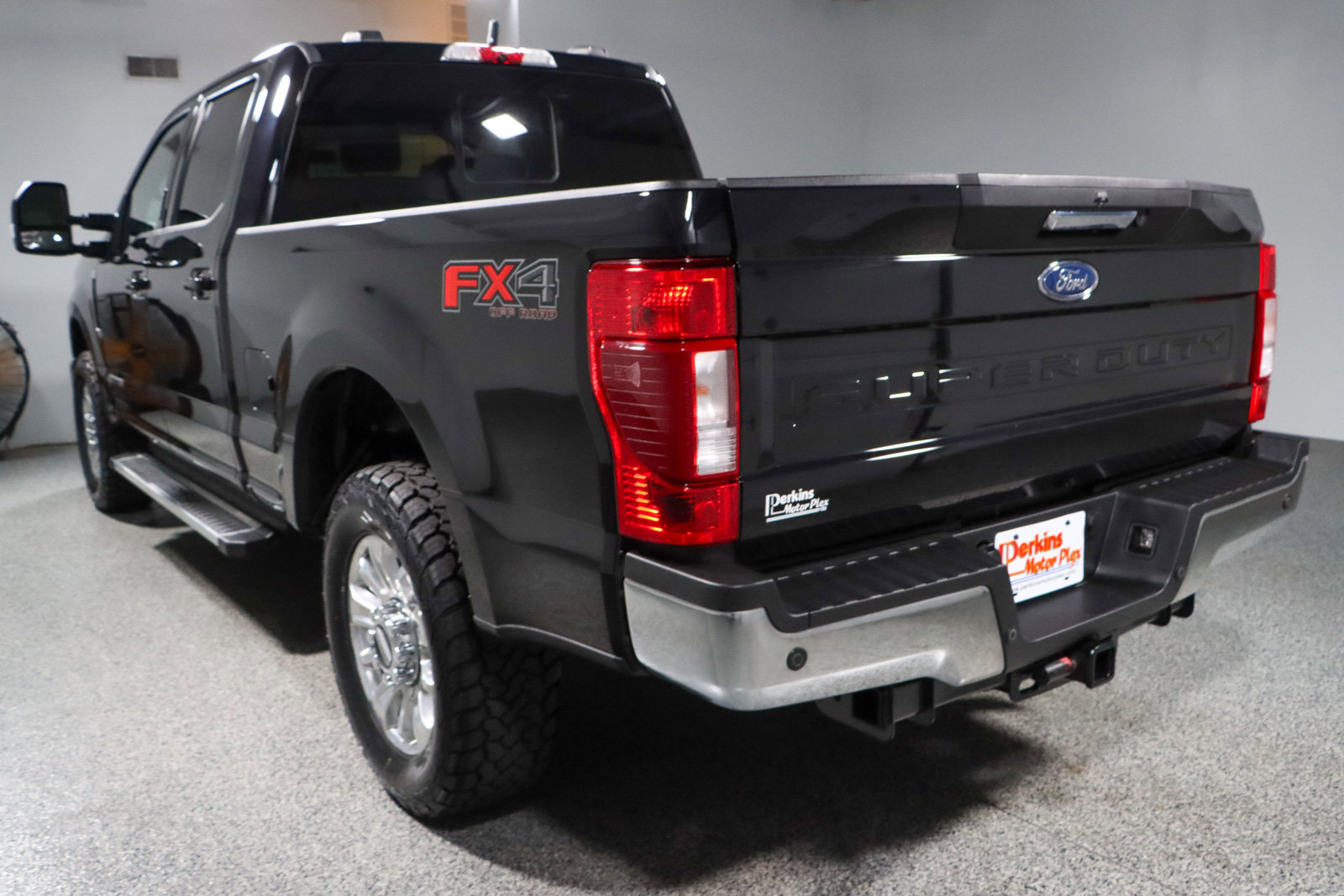 Used 2022 Ford F250 Lariat w/ Lariat Value Package image 9