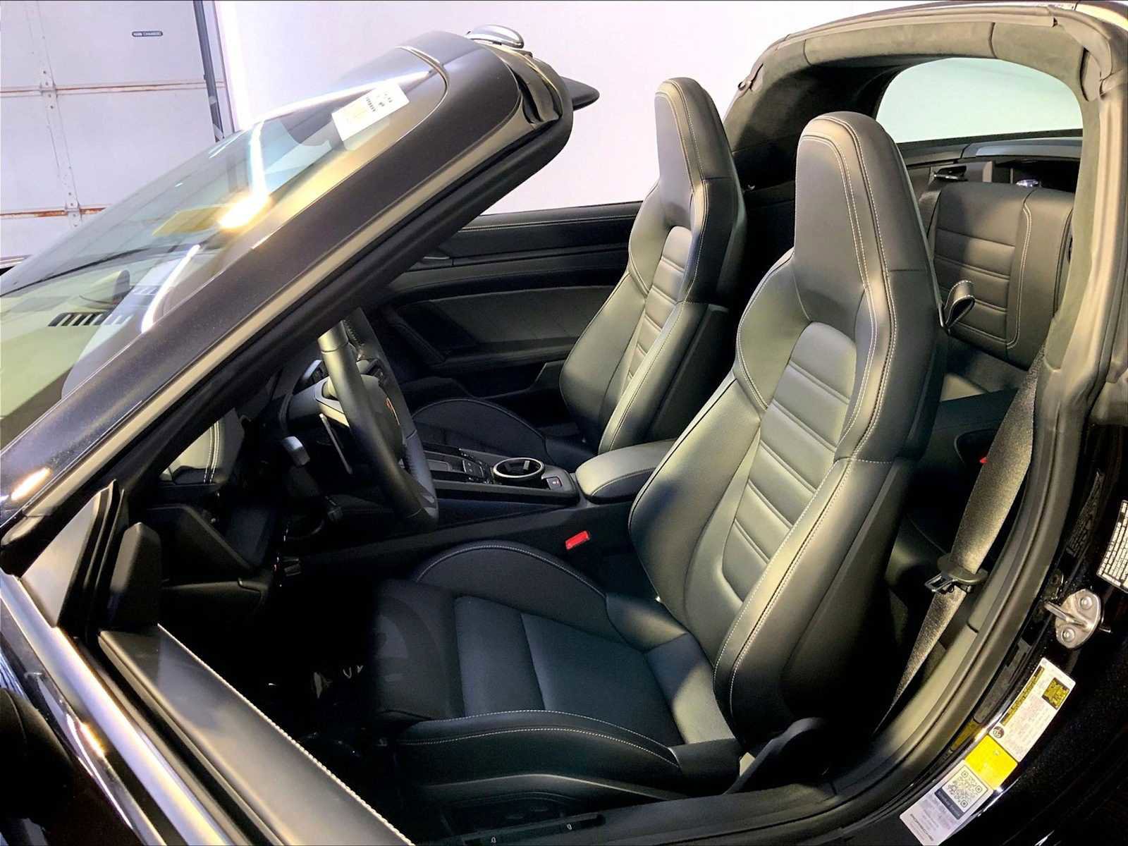 Certified 2024 Porsche 911 Targa 4 GTS image 5