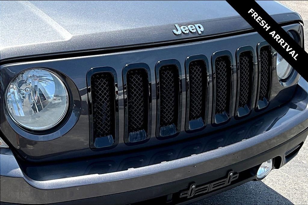 Used 2016 Jeep Patriot Sport w/ Power Value Group image 29