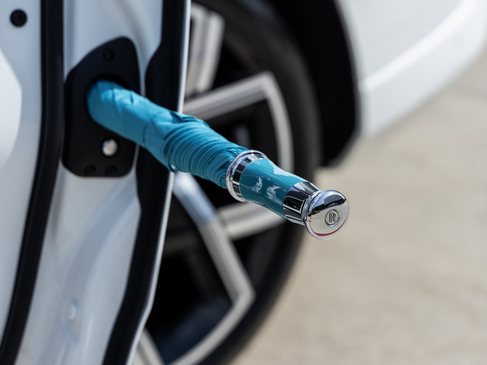 New 2026 Rolls-Royce Cullinan Black Badge image 24