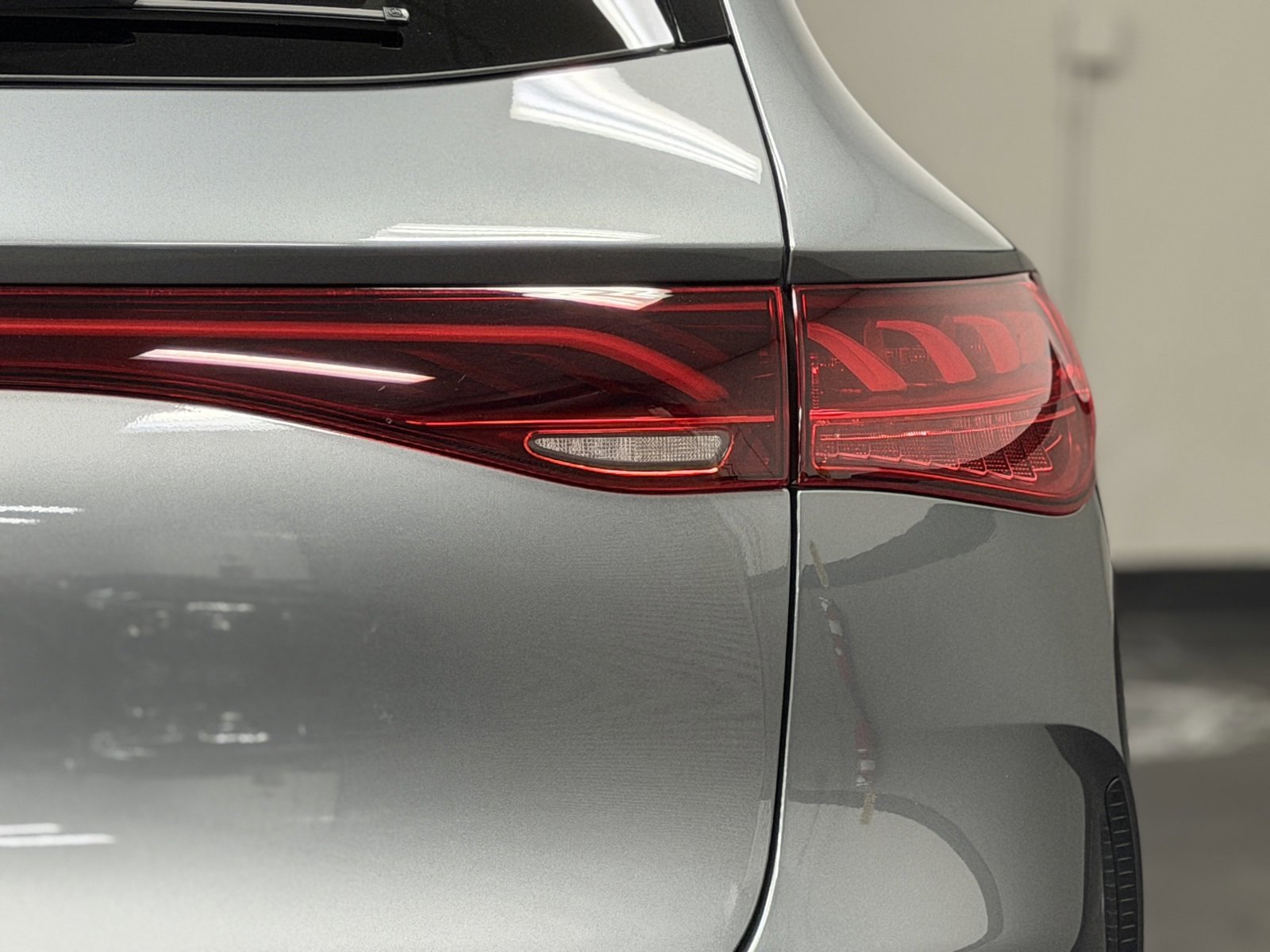 Used 2025 Mercedes-Benz EQE 350+ SUV image 14