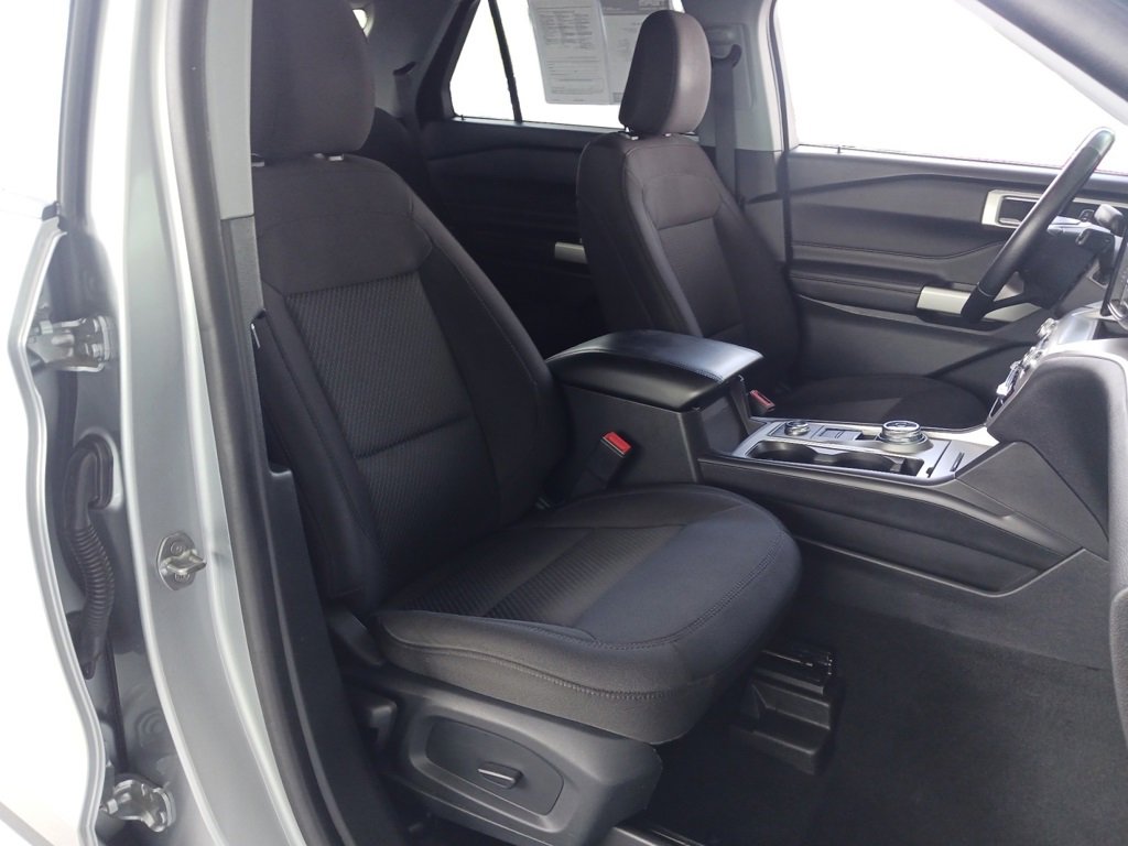 Used 2022 Ford Explorer XLT w/ Class IV Trailer Tow Package image 26