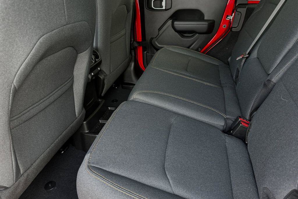 New 2024 Jeep Wrangler Unlimited w/ Convenience Group AWD/4WD image 9