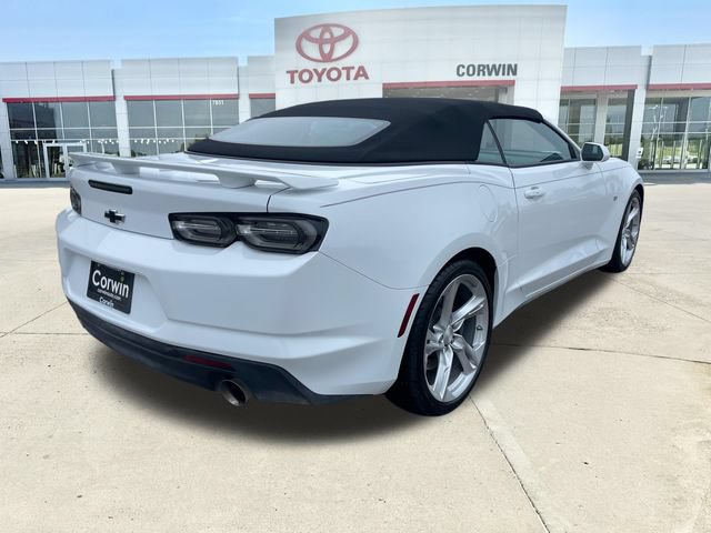 Used 2022 Chevrolet Camaro SS RWD image 5