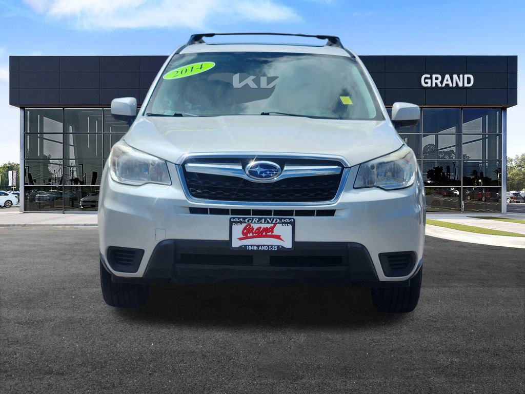 Used 2014 Subaru Forester 2.5i Premium AWD/4WD image 4