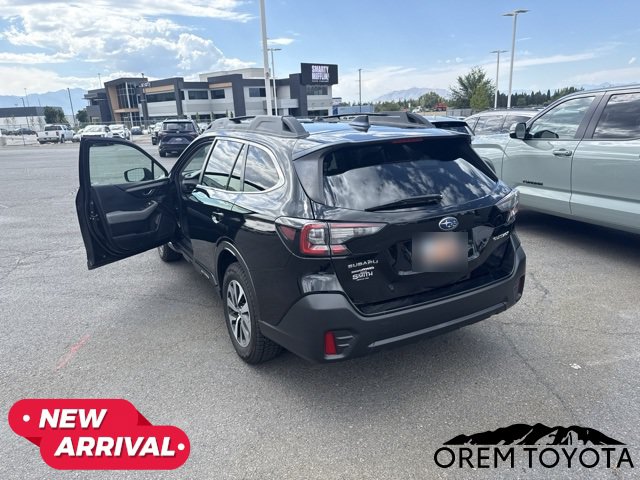 Used 2021 Subaru Outback Premium AWD/4WD image 3