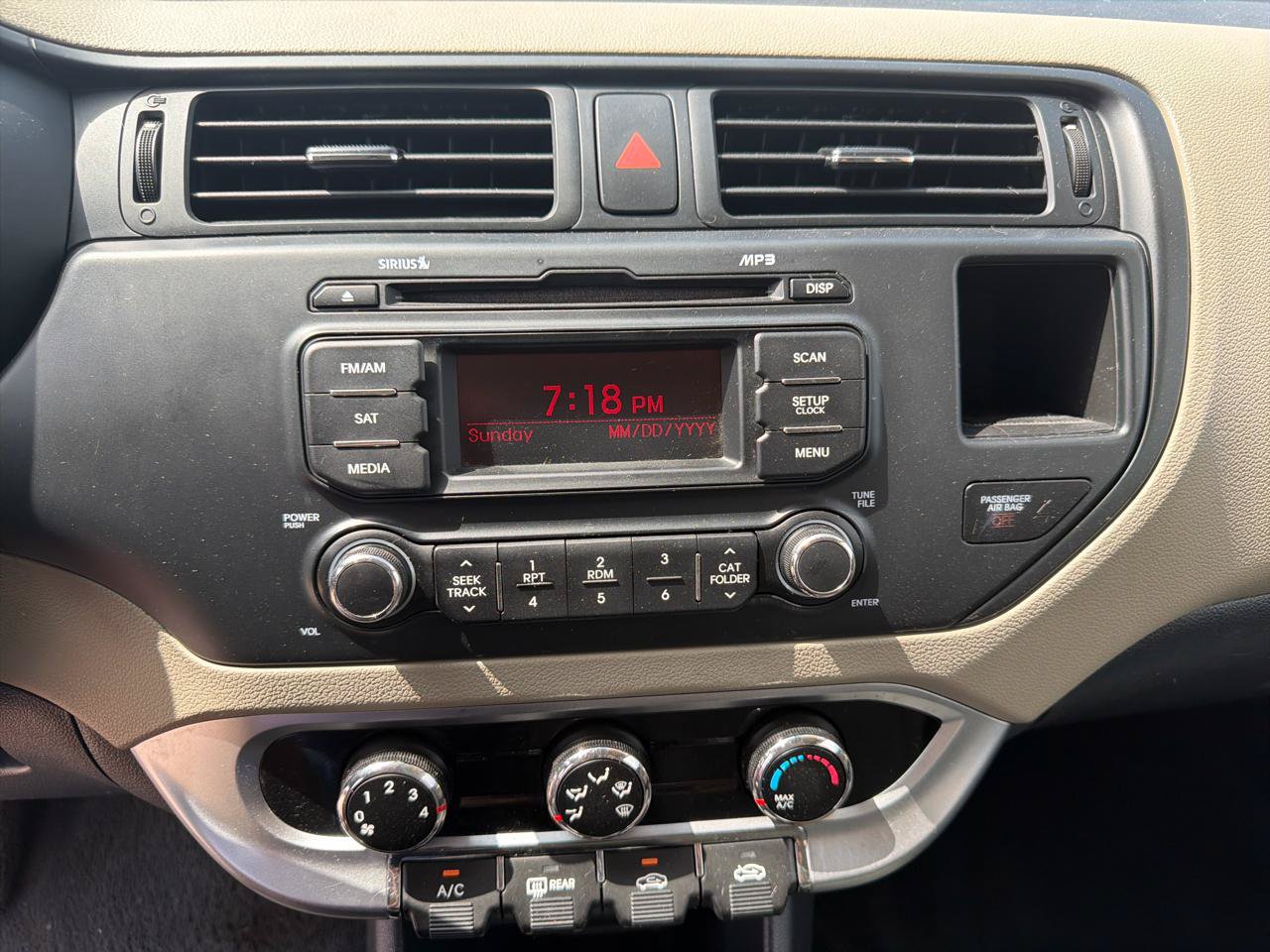 Used 2015 Kia Rio LX FWD image 14
