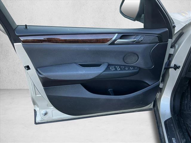 Used 2016 BMW X3 xDrive28i image 4