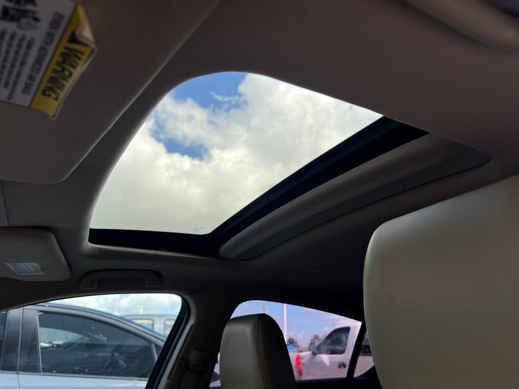 Used 2017 Acura ILX FWD image 11
