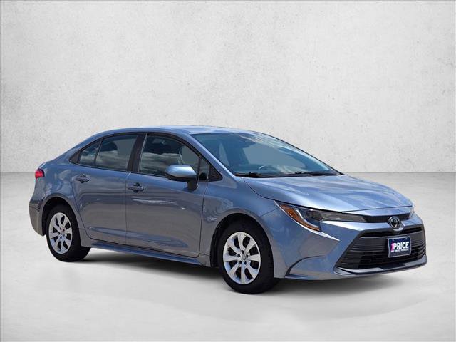 Used 2023 Toyota Corolla LE FWD image 3