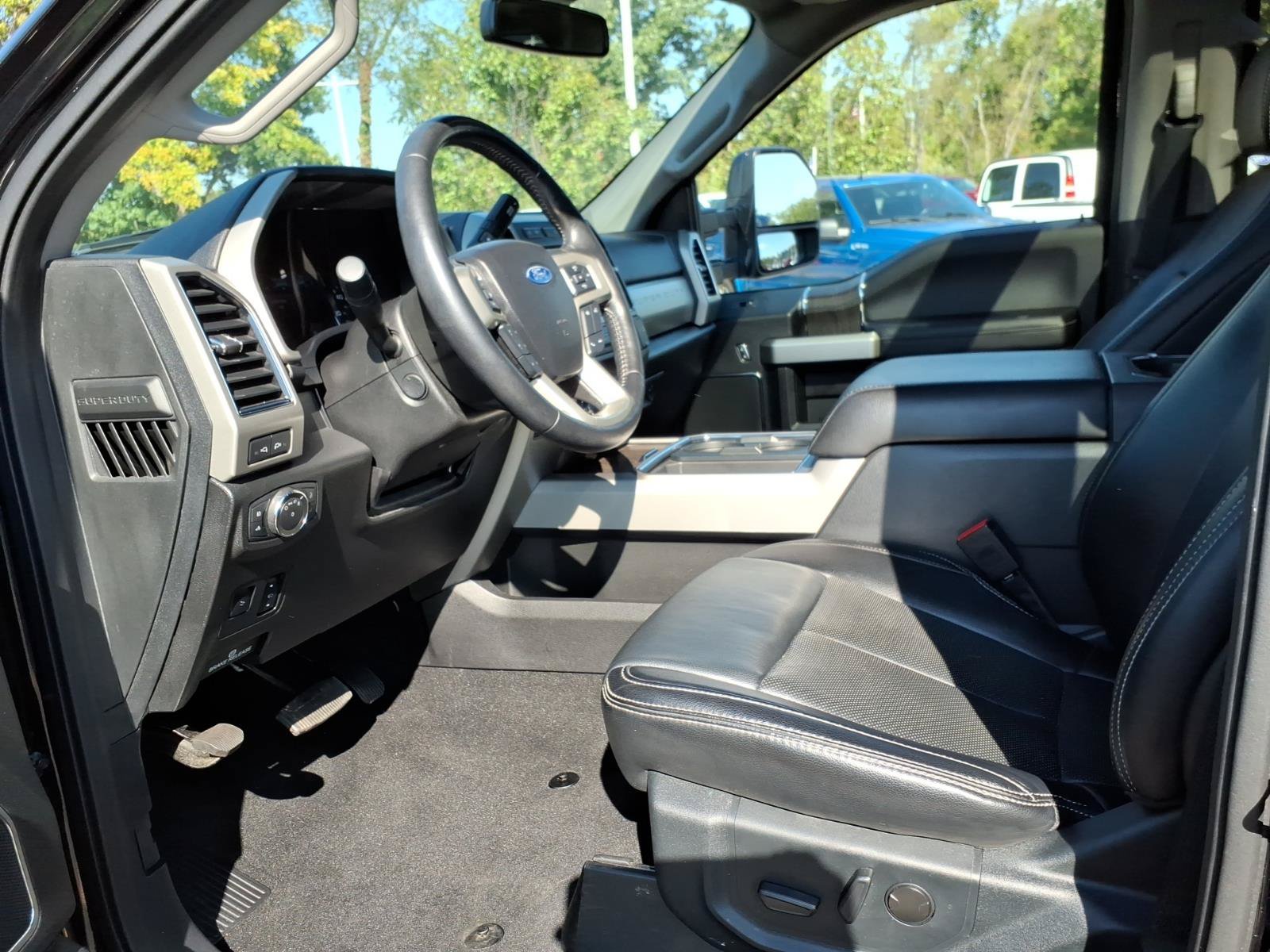 Certified 2021 Ford F350 Lariat AWD/4WD image 11