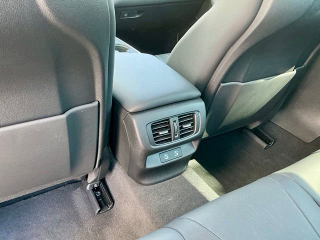 Certified 2025 Acura TLX w/ Technology Package image 10