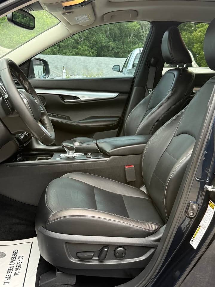 Used 2019 INFINITI QX50 Essential AWD/4WD image 7