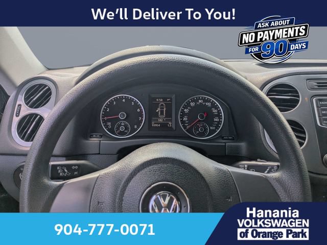 Used 2017 Volkswagen Tiguan Limited w/ Alloy Wheels Package FWD image 27