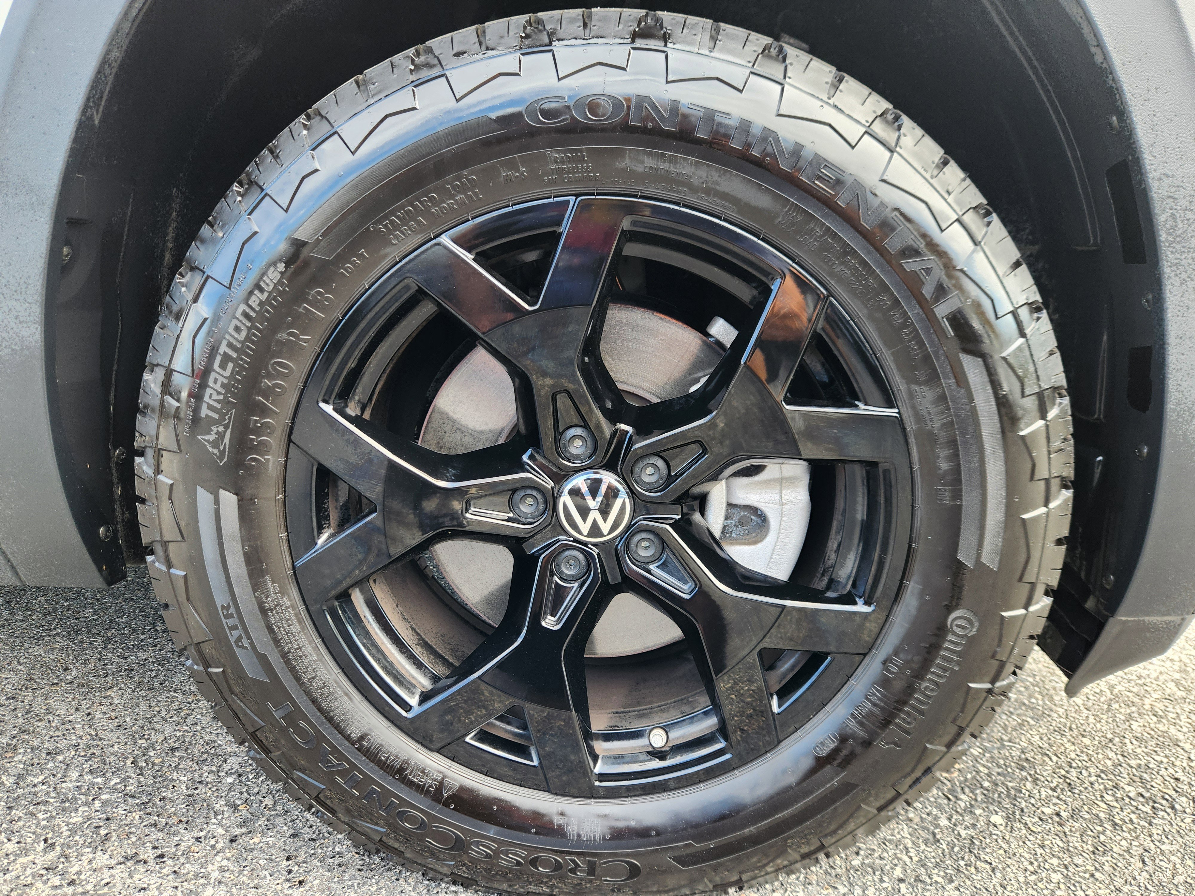 Certified 2025 Volkswagen Atlas Peak Edition SE AWD/4WD image 21