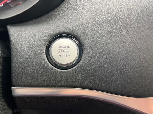 Used 2018 Kia Stinger GT2 image 16