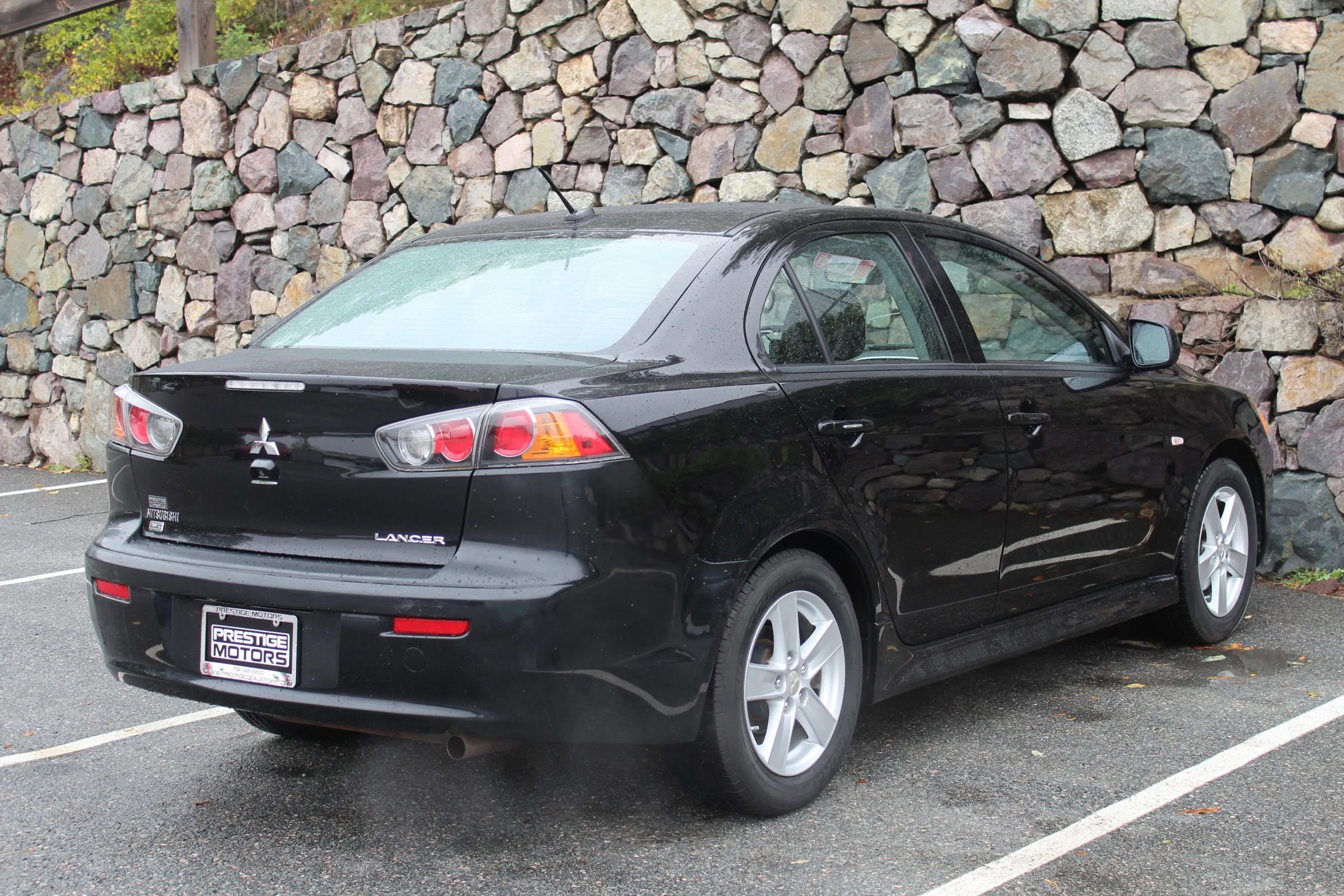 Used 2014 Mitsubishi Lancer SE image 9