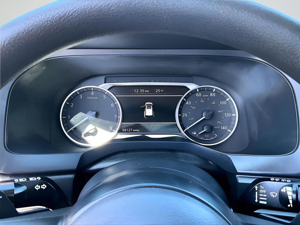 Used 2023 Nissan Pathfinder S image 25