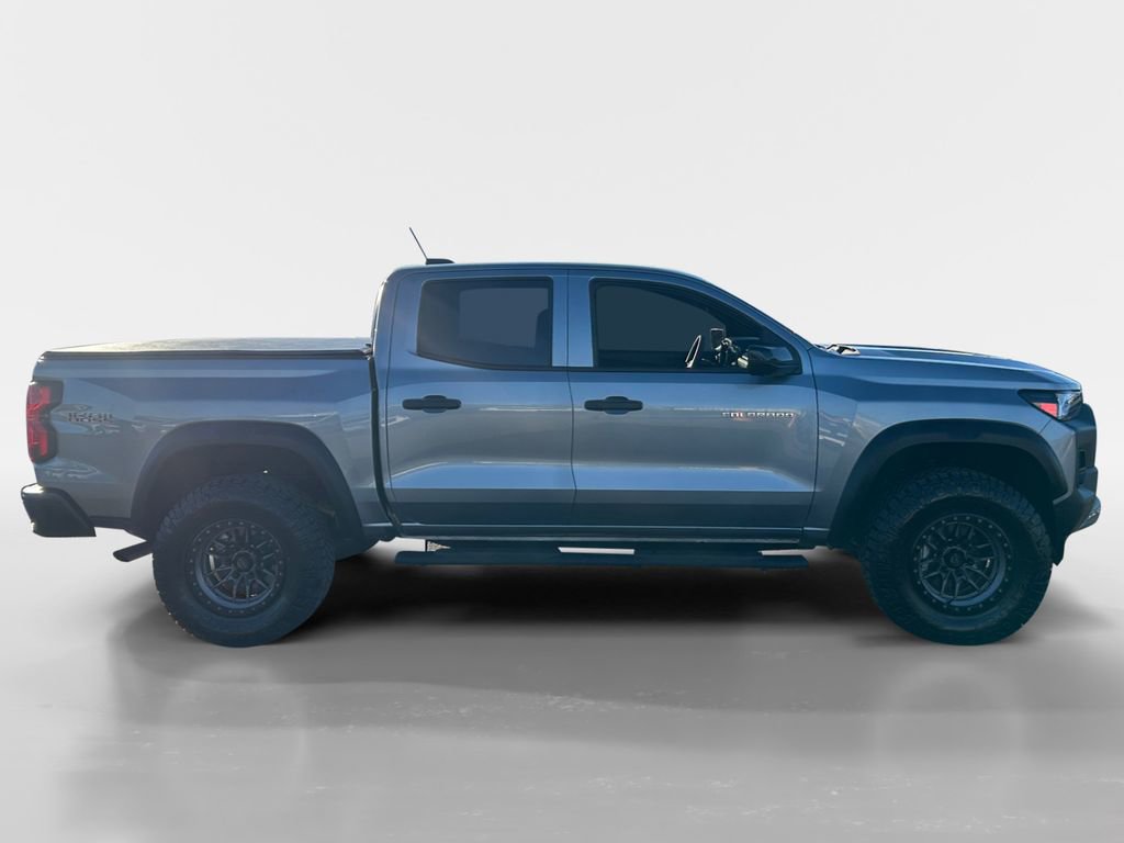 Used 2024 Chevrolet Colorado Trail Boss w/ Technology Package image 7