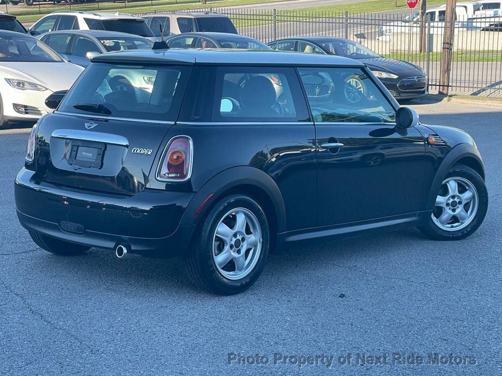 Used 2010 MINI Cooper Hardtop FWD image 34