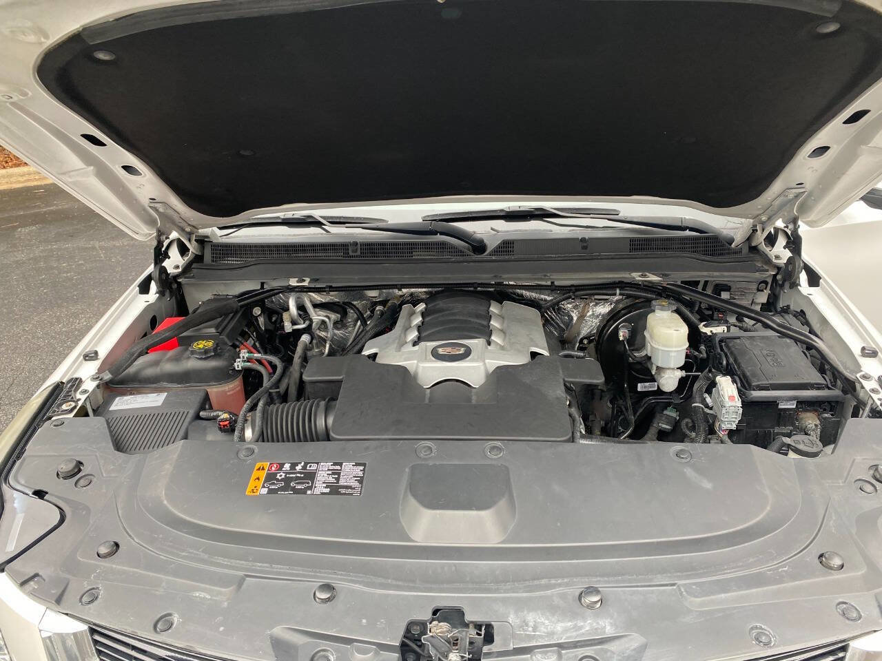 Used 2017 Cadillac Escalade ESV 2WD image 68