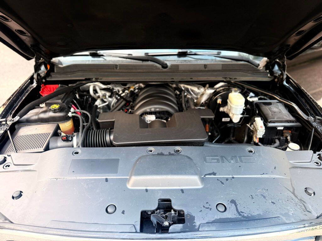 Used 2016 GMC Yukon XL SLE image 10