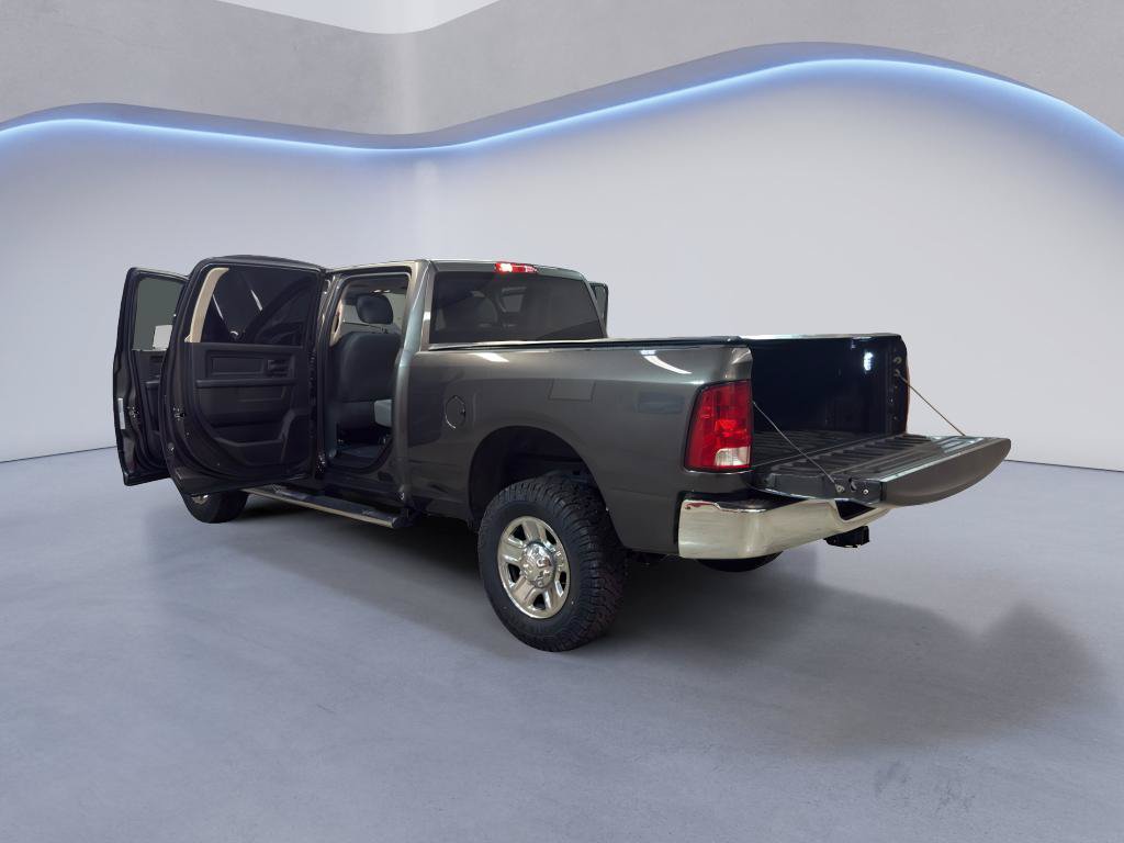 Used 2018 RAM 2500 Tradesman w/ Chrome Appearance Group AWD/4WD image 12