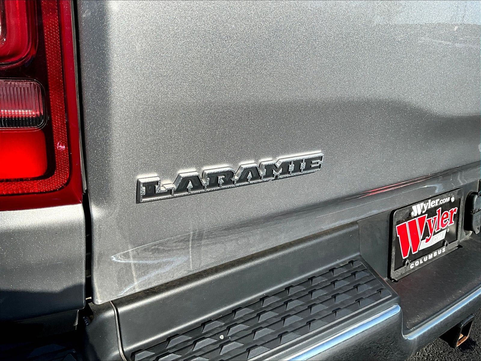 Used 2023 RAM 1500 Laramie AWD/4WD image 23