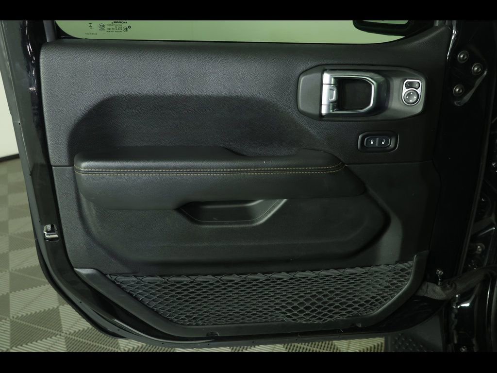 Used 2023 Jeep Wrangler Altitude image 20