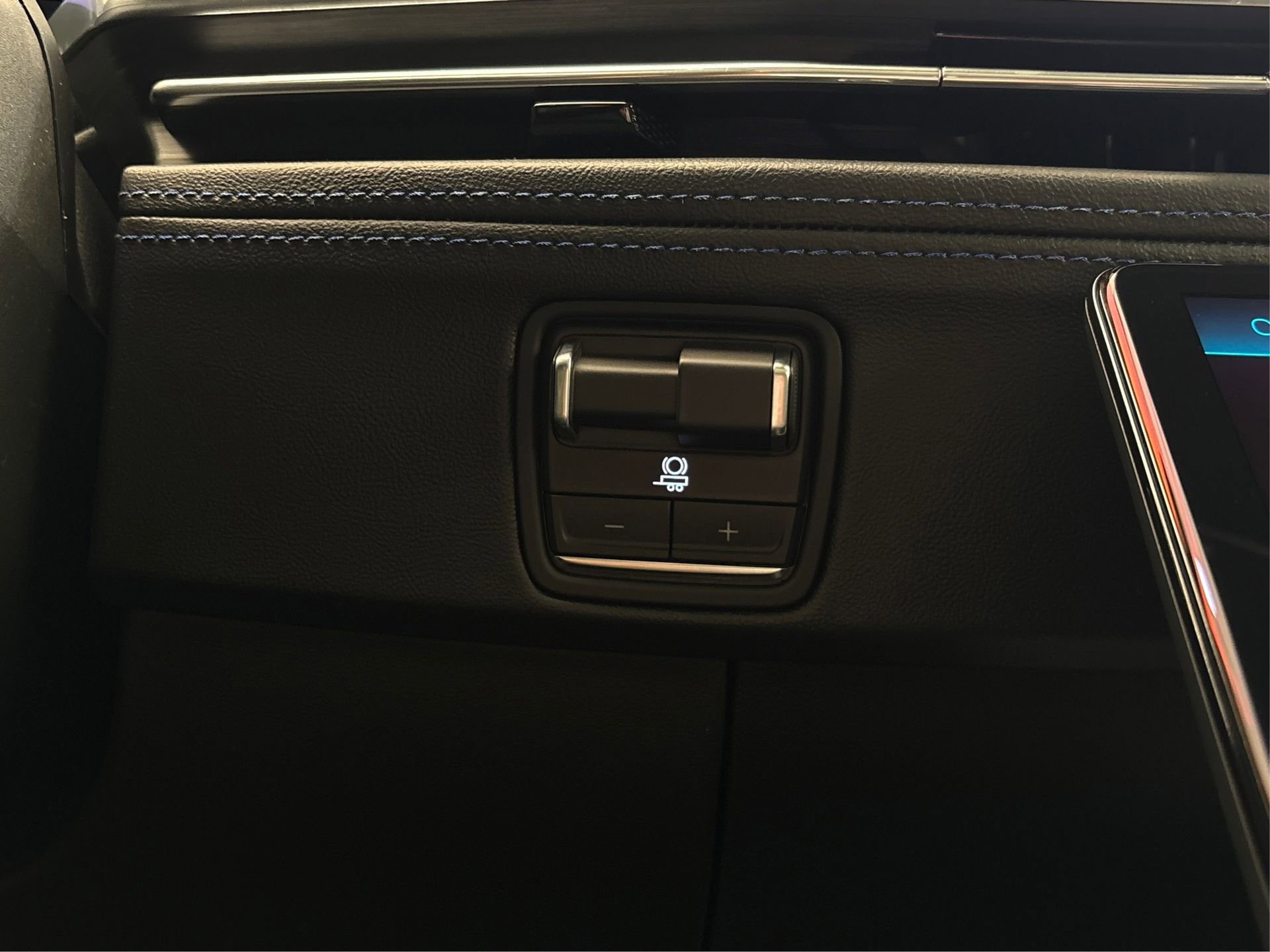 New 2026 Cadillac Escalade IQ Sport 1 image 27