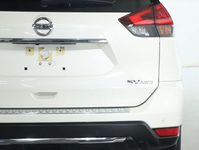 Used 2020 Nissan Rogue SV w/ Sun & Sound Touring Package image 45