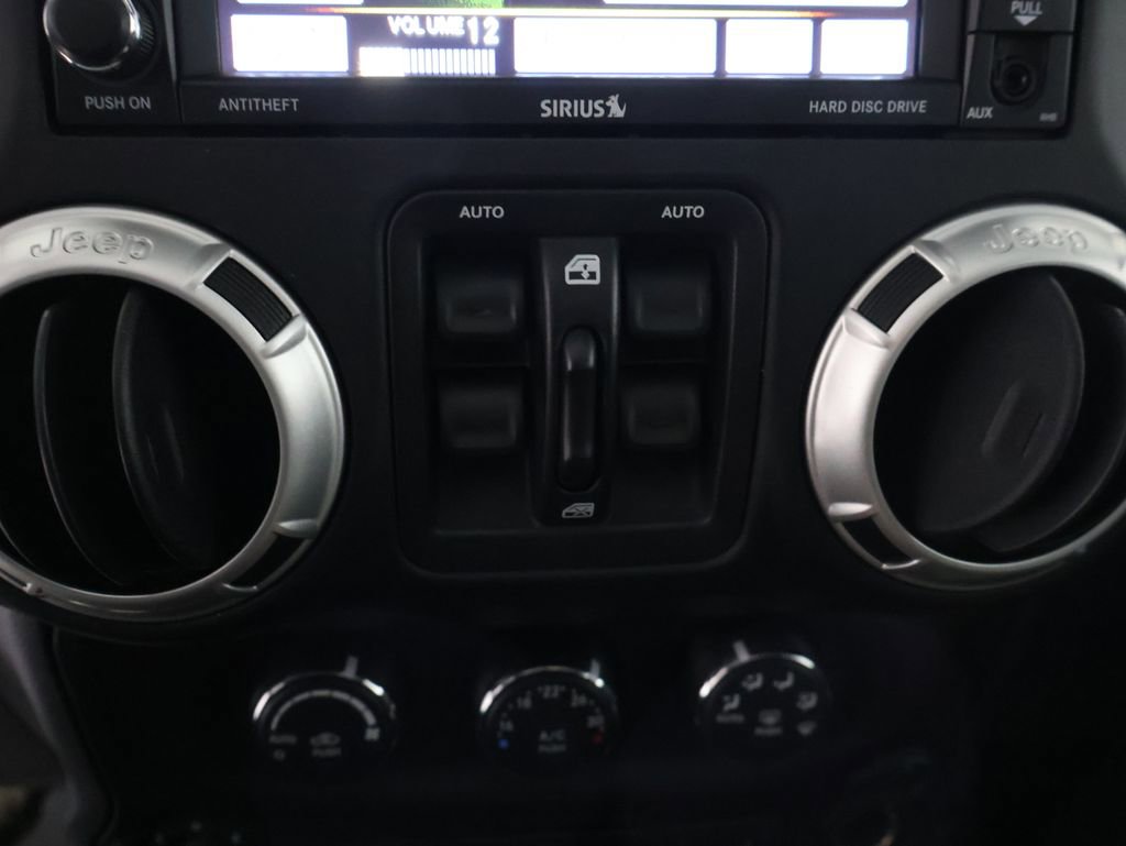 Used 2017 Jeep Wrangler Unlimited Sahara w/ Dual Top Group image 25