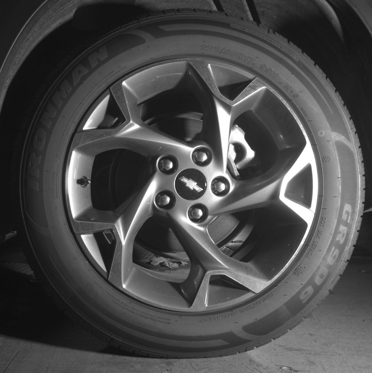 Used 2025 Chevrolet Trax LT FWD image 14