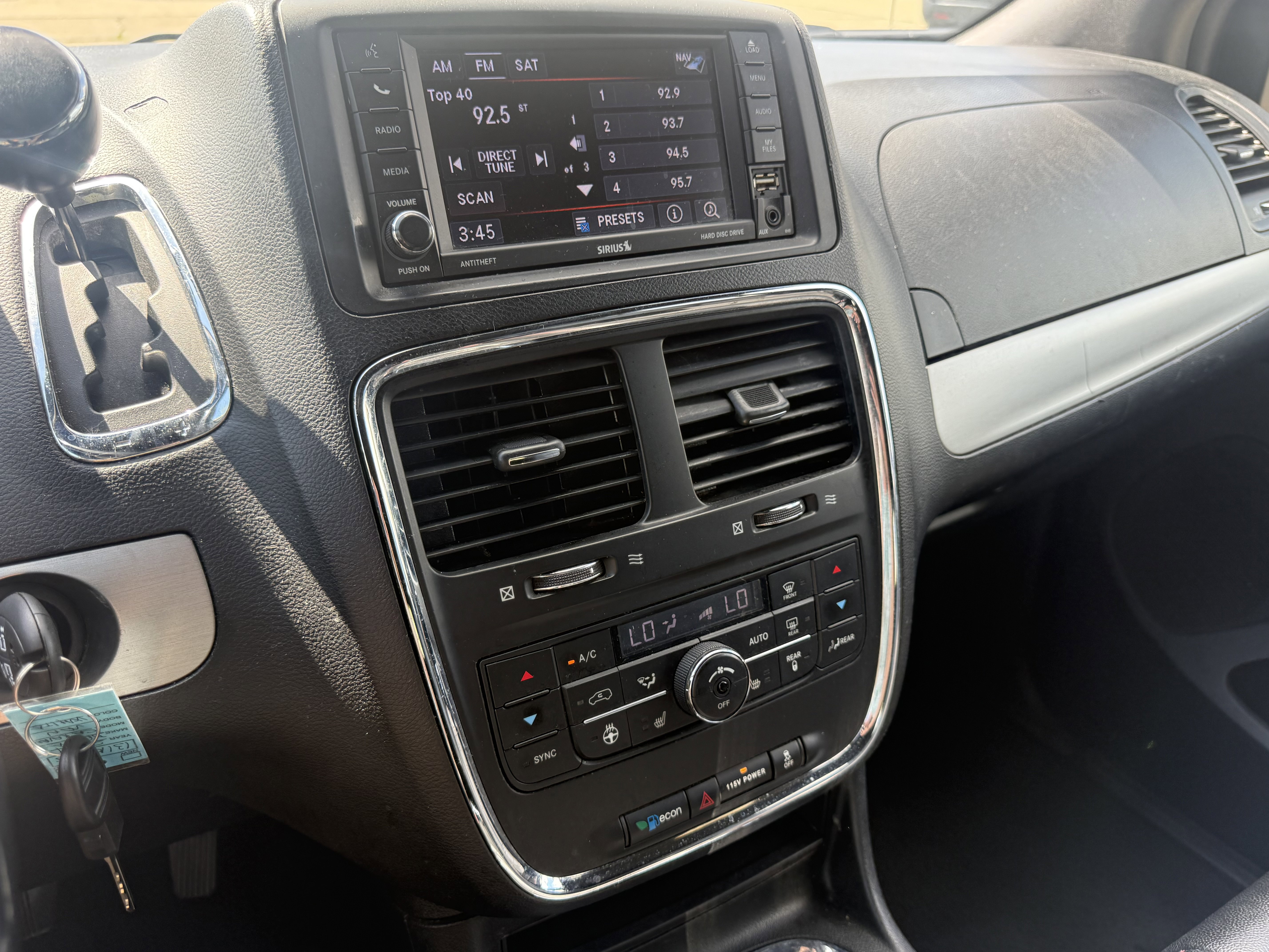 Used 2019 Dodge Grand Caravan GT FWD image 16