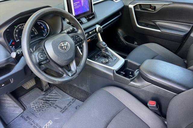 Certified 2023 Toyota RAV4 LE AWD/4WD image 11
